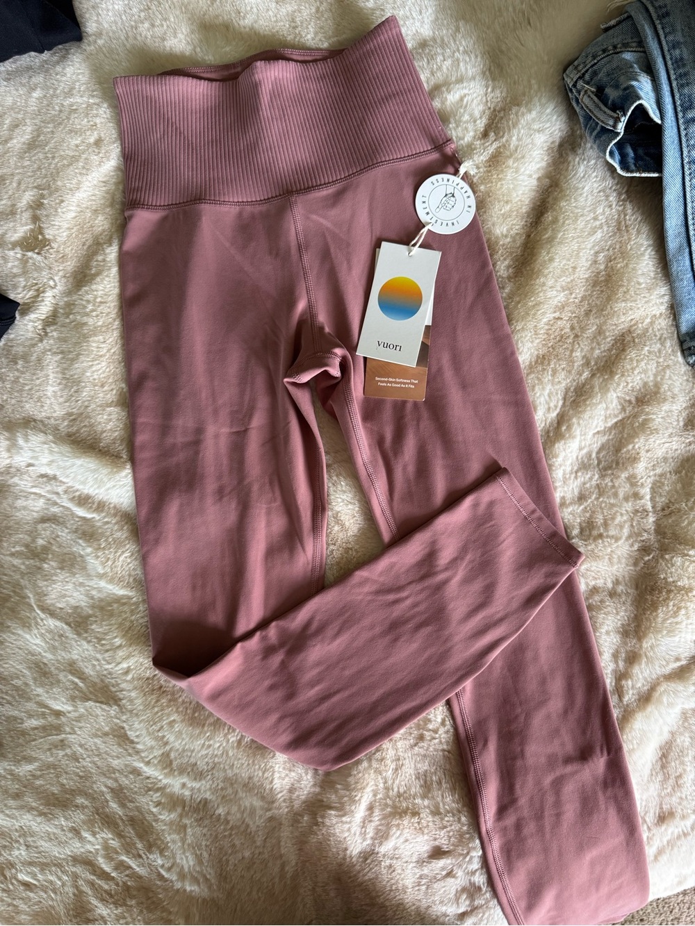 Vuori Ribbed High-Waist Leggings in Marsala